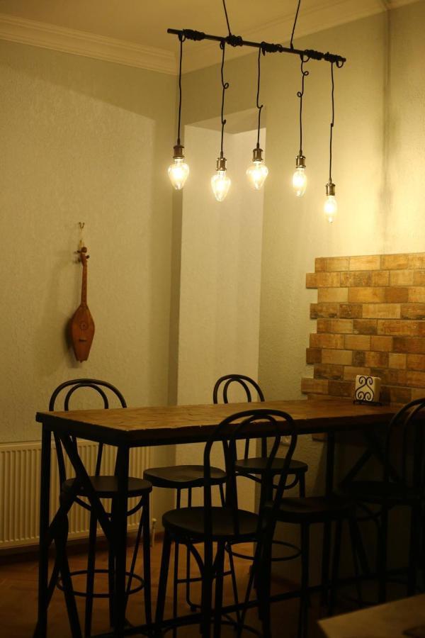 Hostel Nomad Тбілісі Екстер'єр фото