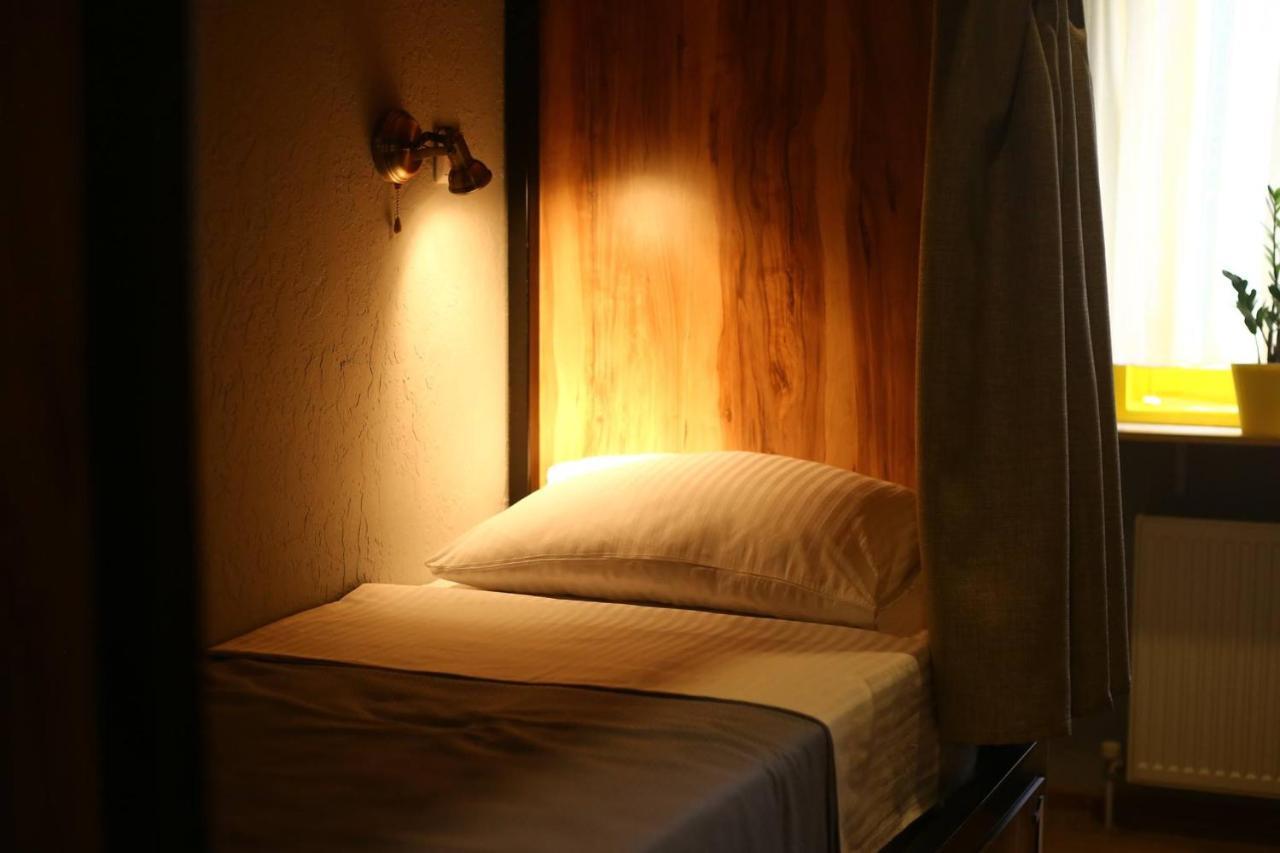 Hostel Nomad Тбілісі Екстер'єр фото