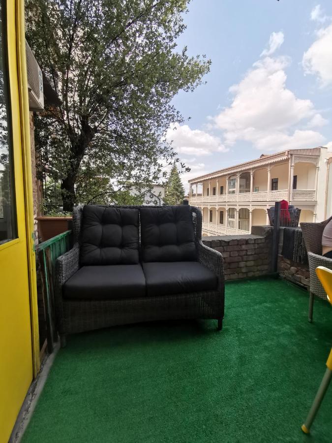 Hostel Nomad Тбілісі Екстер'єр фото