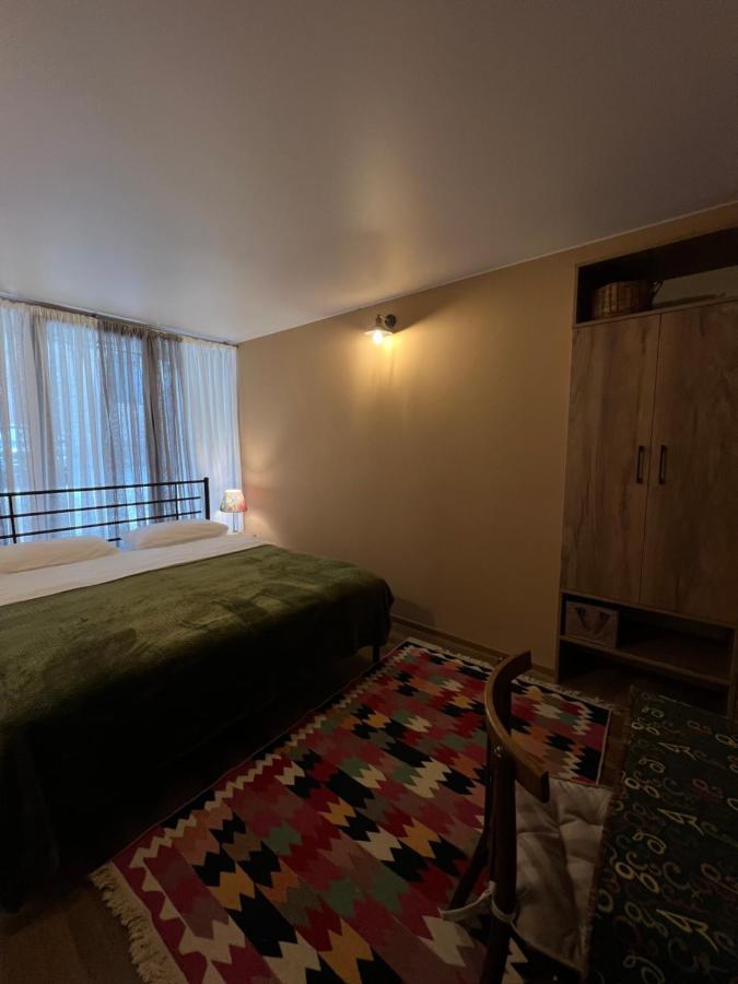 Hostel Nomad Тбілісі Екстер'єр фото