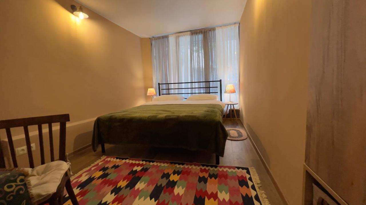 Hostel Nomad Тбілісі Екстер'єр фото